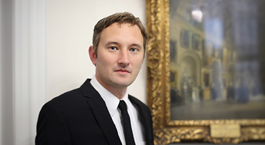 Simon Crabb